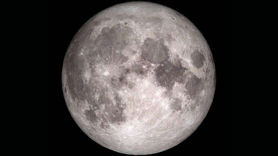 NASA, Nasa Successful To Find Water on Moon, Clavius Cavity, Water, Water on Moon, Nasa discovers water on moon, Moon, H2O