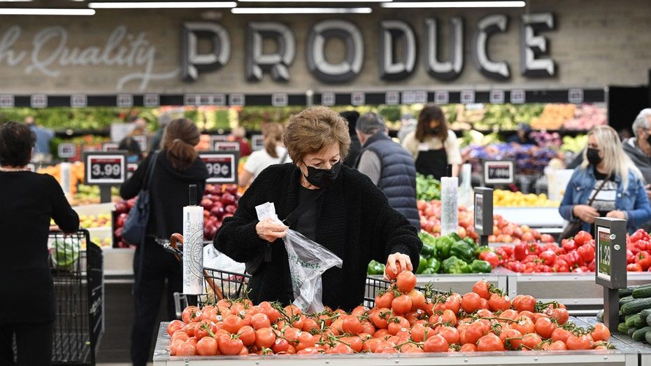 World , Business, Inflation Gauge , Fed , 5.2%