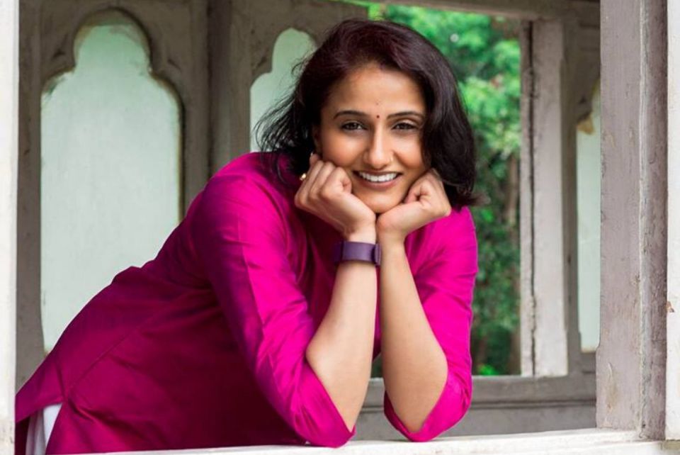 en route, practices , . Kalyani Pardeshi , Lu Saka, Zambia, South Africa en route, practices , . Kalyani Pardeshi , Lu Saka, Zambia, South Africa