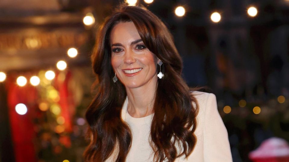 Kate Middleton: Modern Royal Icon, Kate Middleton, Modern Royal Icon , Modern Royal, Modern, Kate, Middleton