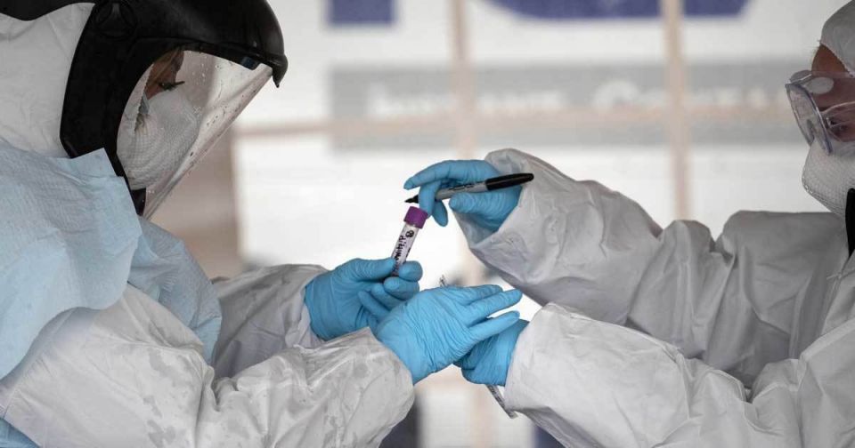 Biggest Single-Day COVID-19 Tests, COVID-19, The US, COVID Tracking Project, South Dakota at 17%. Biggest Single-Day COVID-19 Tests, COVID-19, The US, COVID Tracking Project, South Dakota at 17%.