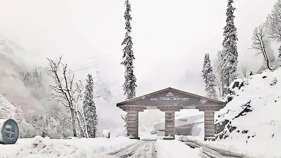 Himachal Pradesh, corona , covid, heaviest snows. , Himachal Pradesh. Himachal Pradesh, corona , covid, heaviest snows. , Himachal Pradesh.