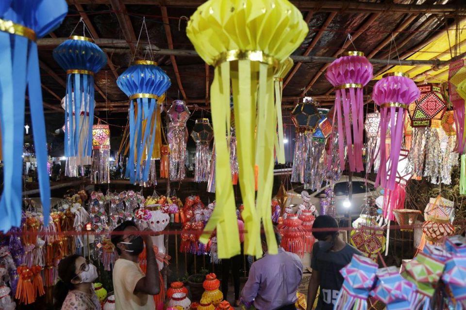 Diwali festive, Raises Fears Of A Flood Of Covid, India, Coronavirus, rise in coronavirus in india, diwali shopping, New Delhi,  Mumbai,  Ahmedabad,  Lucknow