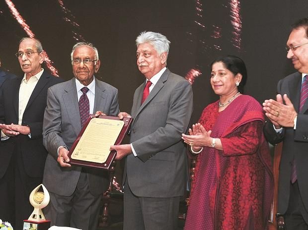 Rs 1.45 lakh crore. , Business man, Azim Hasham Premji ,  benchmark , Wipro