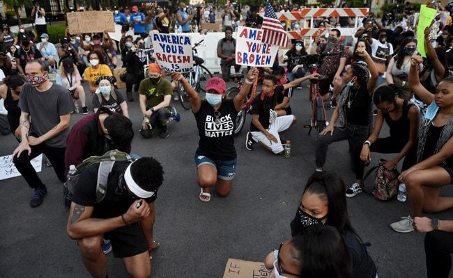 NFL, Football, Colin Kaepernick, NFL commissioner Roger Goodell, African-American players NFL, Football, Colin Kaepernick, NFL commissioner Roger Goodell, African-American players