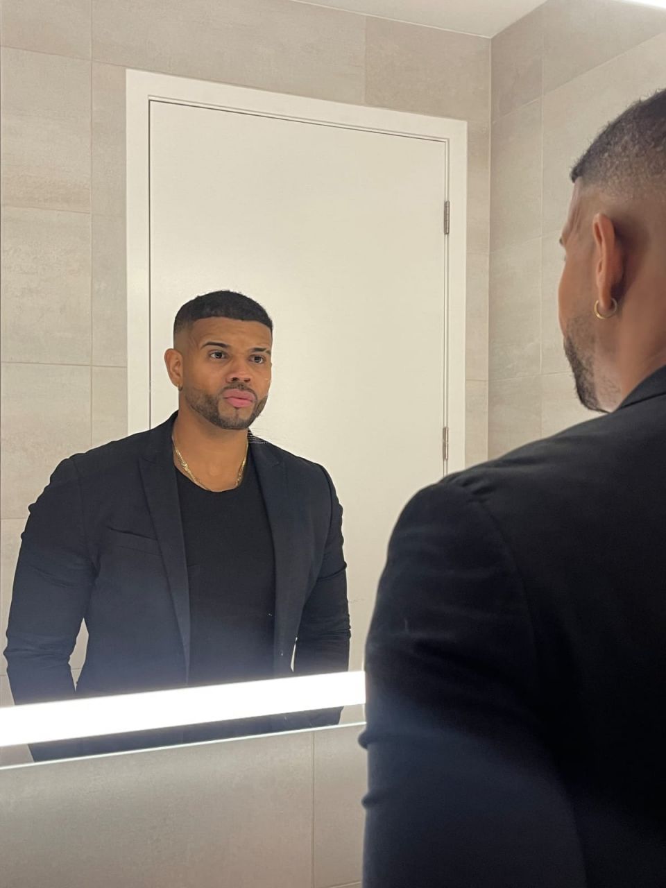 Bill Gates, Richard Branson, Mark Zuckerberg, Elon Musk, Jeff Bezos, Andrew Perrie, Katherine Loaiza, Cristhofer Munoz, Kye Sheehan, Martin Mukasa Bill Gates, Richard Branson, Mark Zuckerberg, Elon Musk, Jeff Bezos, Andrew Perrie, Katherine Loaiza, Cristhofer Munoz, Kye Sheehan, Martin Mukasa