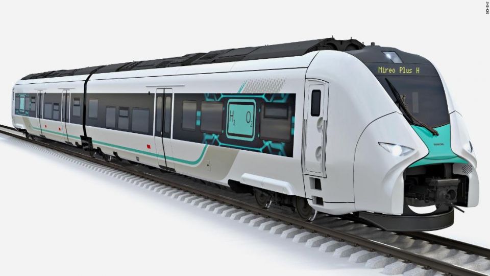 hydrogen-controlled train, 2024 and run for one year,  160 kilometers for every hour, Siemens and Germany's rail , bahm