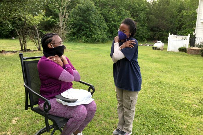 COVID-19, Doctor-Botanist Couple, Chinese medicine, Southeast Asia, The Doctor-Botanist Couple Improving A Community In The Rural South. COVID-19, Doctor-Botanist Couple, Chinese medicine, Southeast Asia, The Doctor-Botanist Couple Improving A Community In The Rural South.