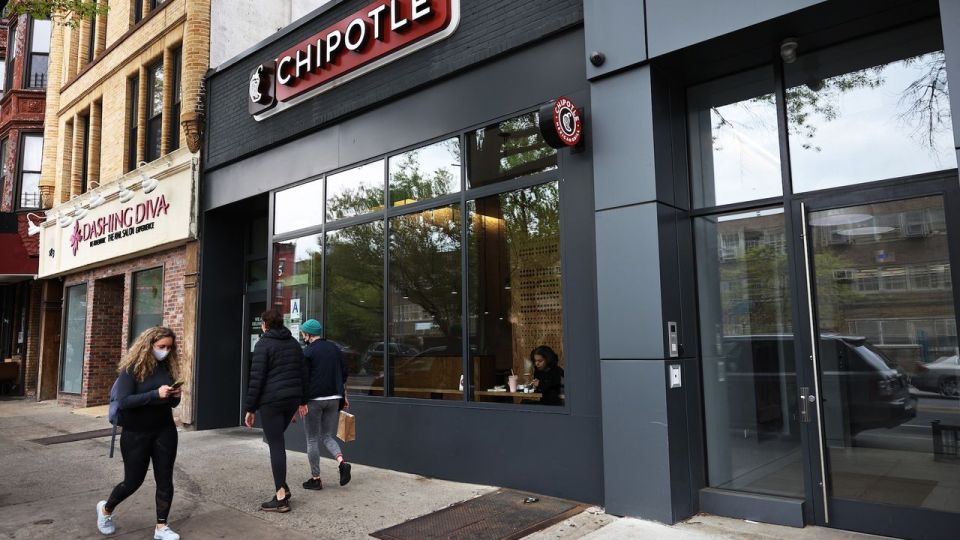 World , Small Town , Chipotle , North American Expansion , fuel World , Small Town , Chipotle , North American Expansion , fuel