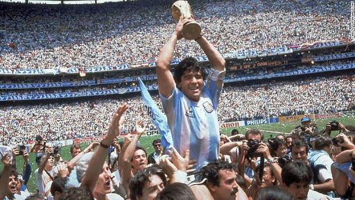 football's Law 12, athletes, maradona, football, sports