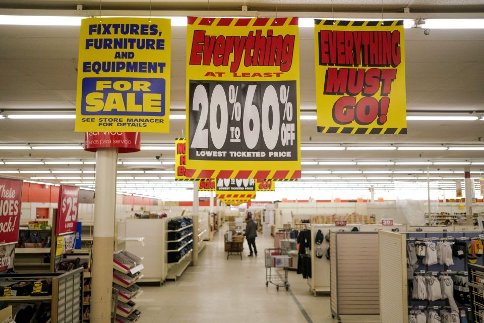 World , Business, Retail sales, rose , 0.5%