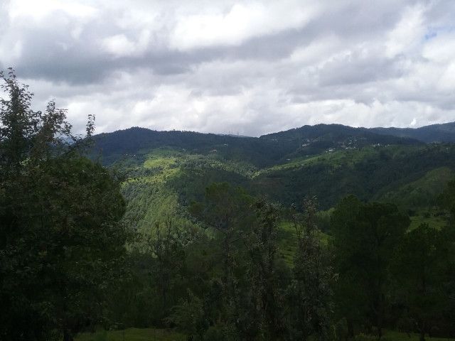 Pradeep Sangwan , trash, Himalayas, plastic, glass bottles Pradeep Sangwan , trash, Himalayas, plastic, glass bottles