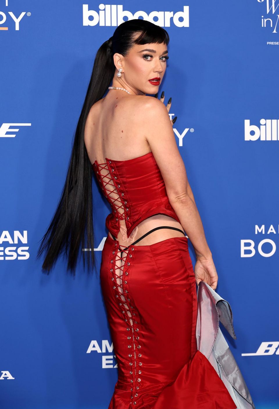 Katy Perry Dazzles in G-String for Bold 'Woman&rsquo;s World' Music Video, Katy Perry Dazzles , G-String for Bold 'Woman&rsquo;s World' Music , aty Perry Dazzles in G-String for Bold 'Woman&rsquo;s, Bold 'Woman&rsquo;s World'