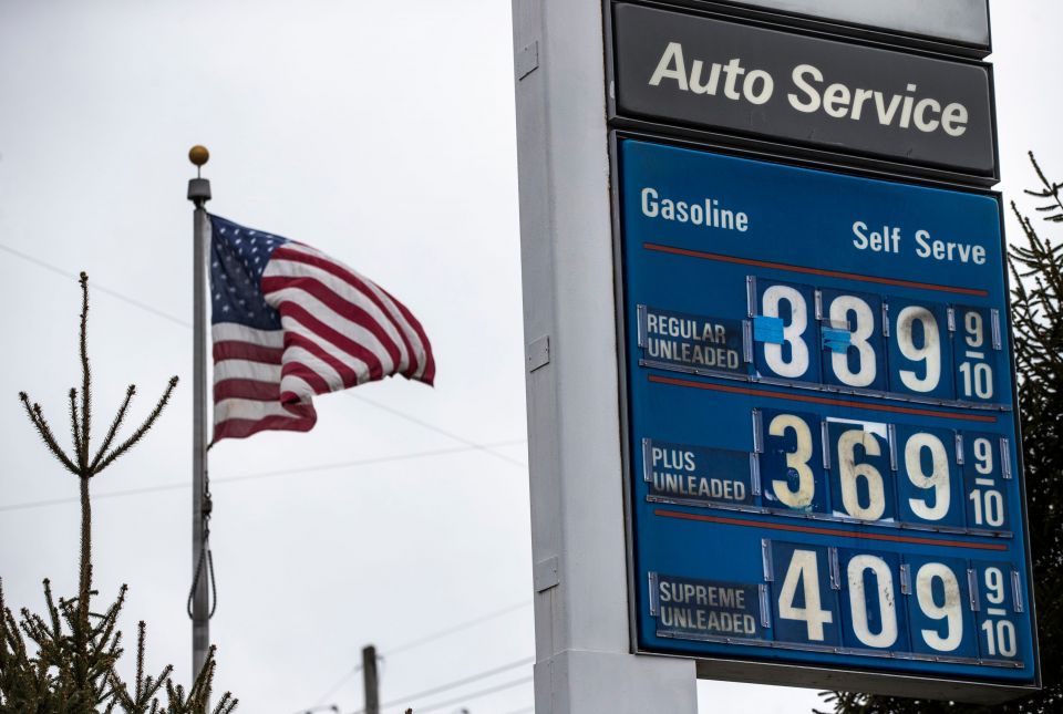 World , Business, oil gas, costs , spikes