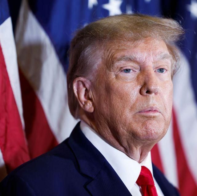 Search warrant was issued for Donald Trump's Twitter account Search warrant was issued for Donald Trump's Twitter account