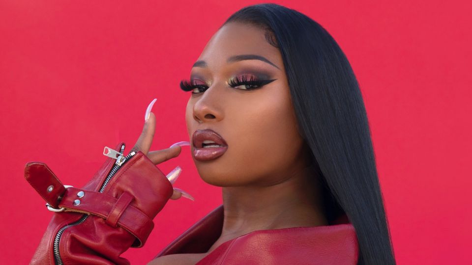 Megan Thee Stallion, Being Shot On both Of Her Feet, Instagram, hurt and damaged, perfectly healthy,  and solid, gunfire wounds, global news, world news