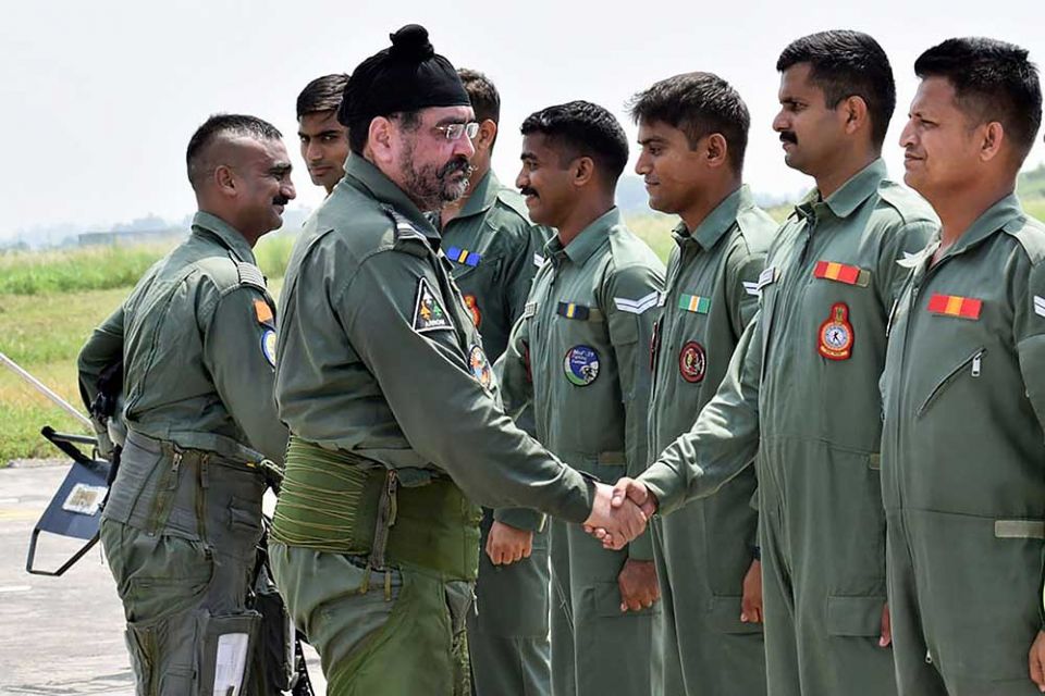 General Qamar Javed Bajwa, Pakistan Govt, Air Chief Marshal,  Dhanoa, MiG-21,  Army,  Navy,  Air Force, Mr Sadiq