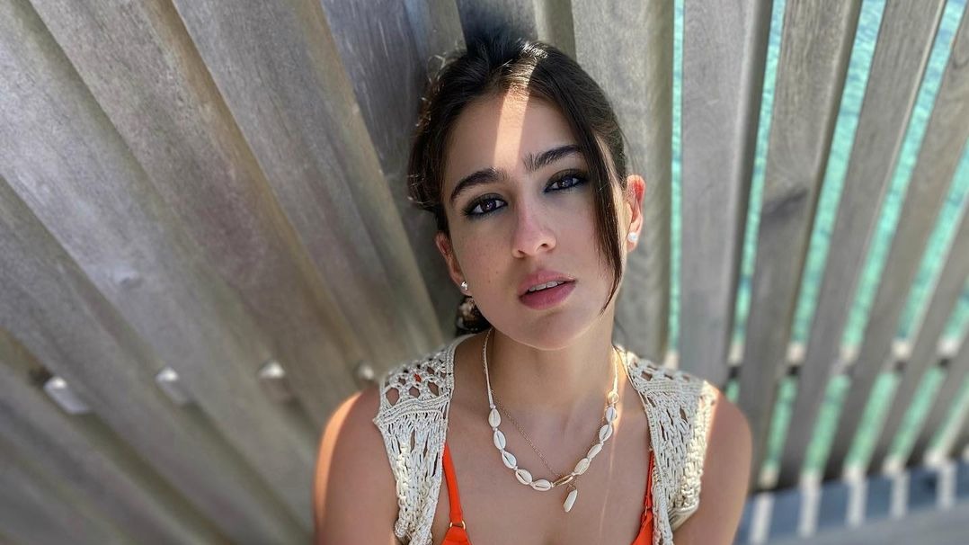 Sara,  Saif Ali Khan's Daughter, photos , Social media, Orange Bikini