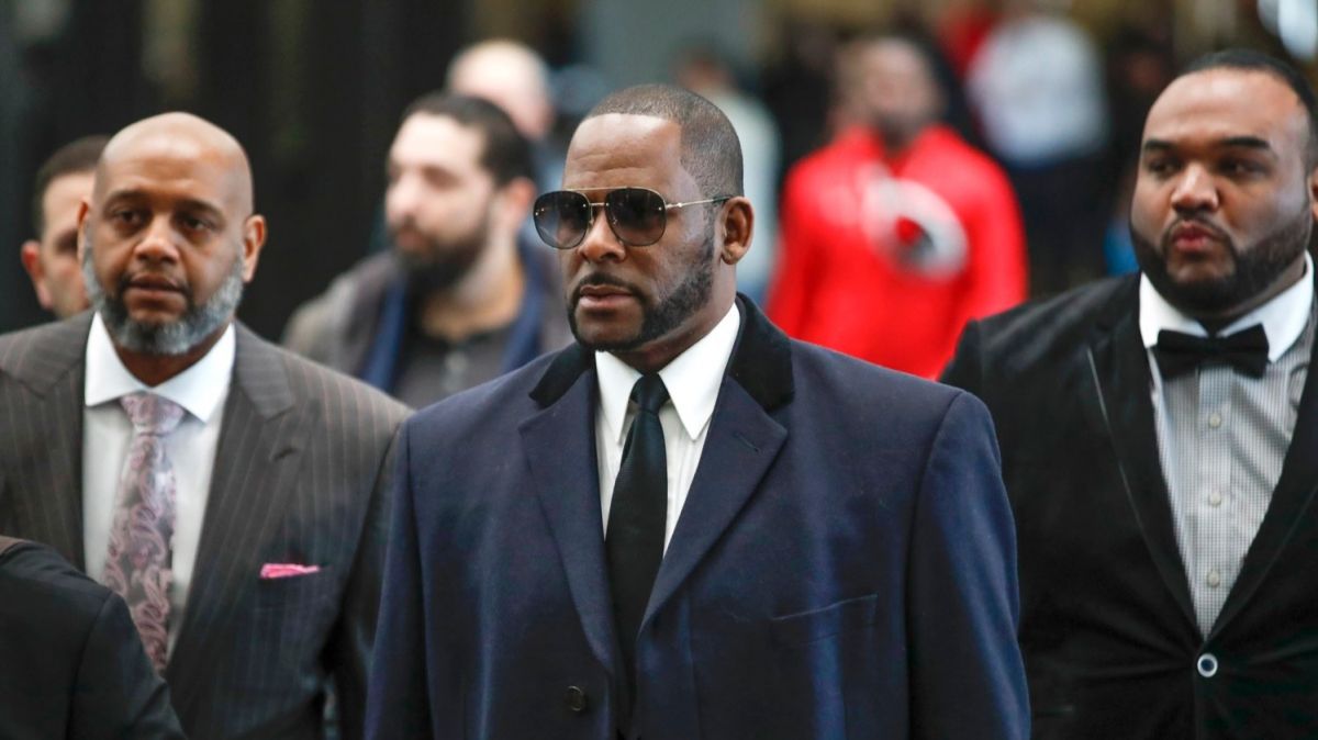 R. Kelly, mentor, witnesses , Prosecutors , childhood