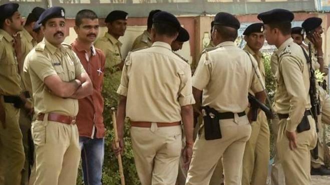 LRD candidates, 400 meter round, Ahmedabad, 1600 meter race , Shahibaug Police Headquarters