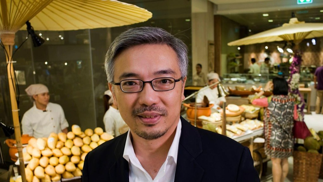 Selfridges , Central Group, sells to Thai retail giant , Europe, division of the group