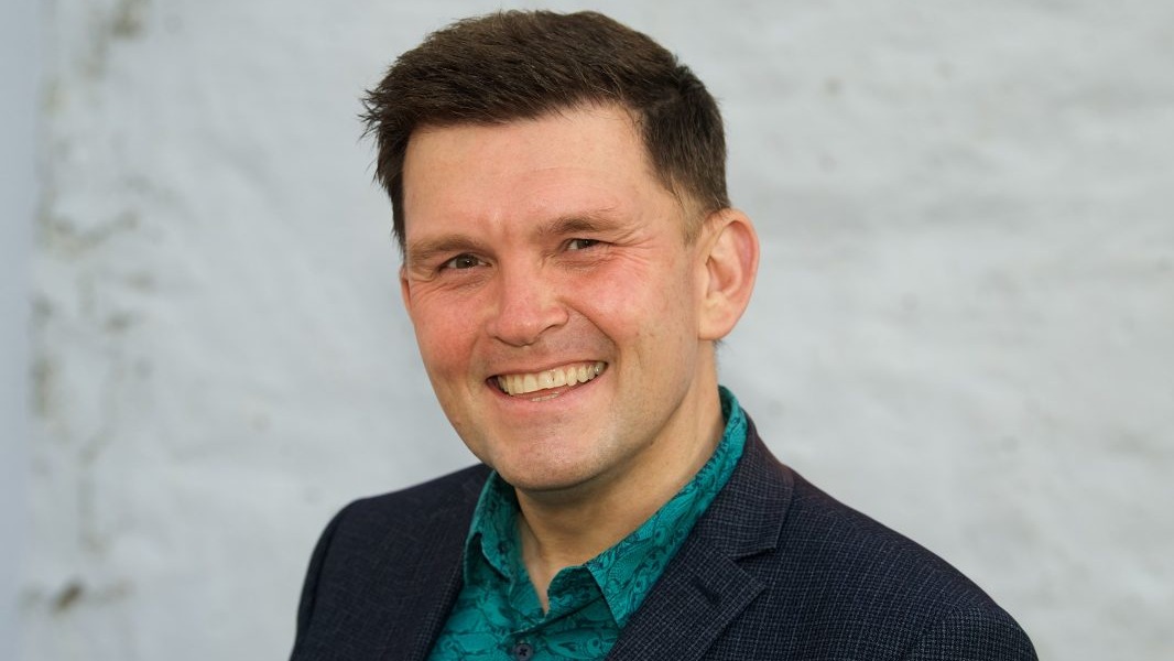 host Gary Burgess, Gary Burgess has died aged 46, husband , positivity,  warmth , support