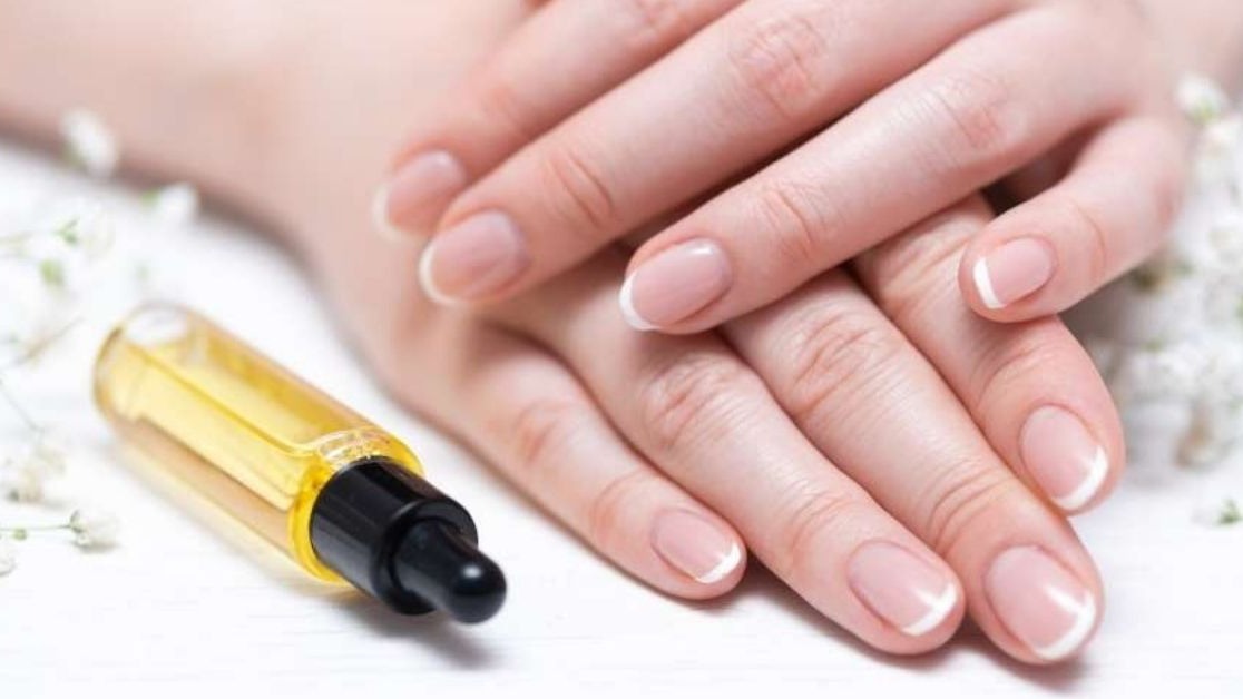 Try these easiest ways to keep your nails healthy and beautiful in this  winter season!