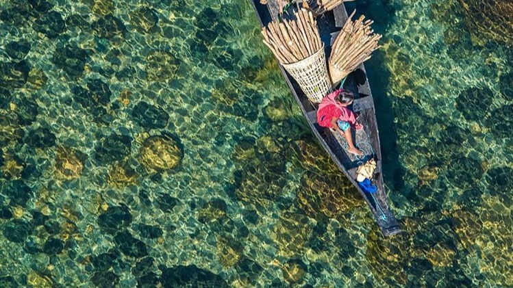 Asia's Cleanest River, Asia's Cleanest Lake, India's Cleanest River, India's Cleanest Lake, Umngot River, Dawki Lake, India, Asia, Mawlynnong, Asia's Cleanest Village