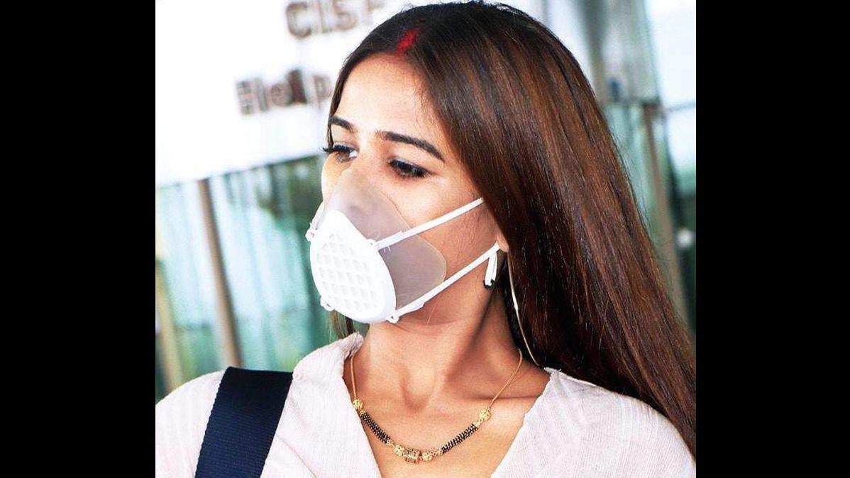 Supreme Court orders , Poonam-Shirley , Poonam Pandey ,  arrest in a porn video case, model