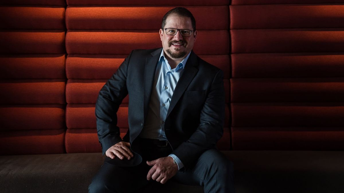 World , Qualcomm CEO, Metaverse , Social Media , Business