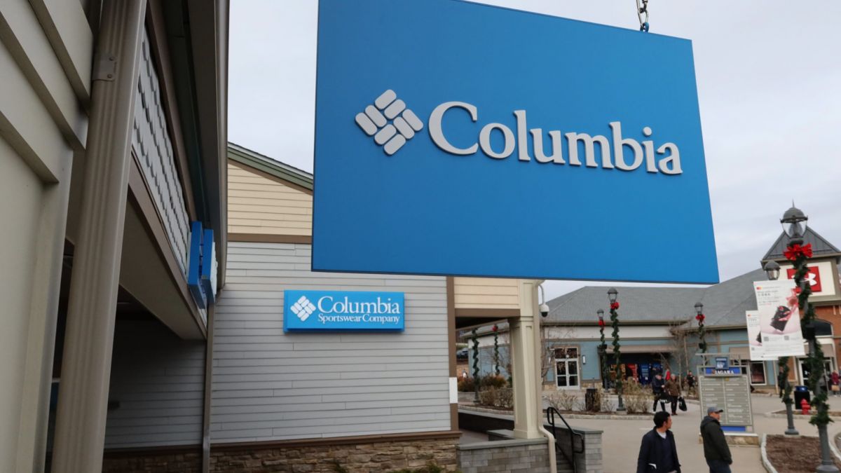 World , business, Columbia CEO , Q4 profit , shopping