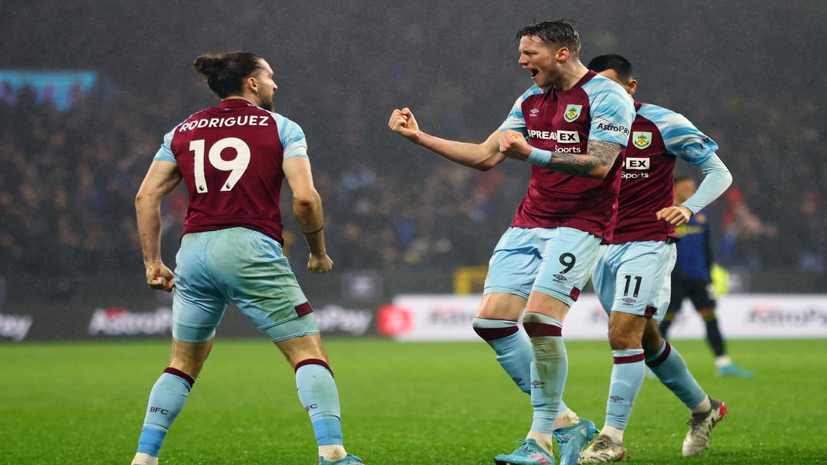 World , Football, Burnley , Man Utd , draw