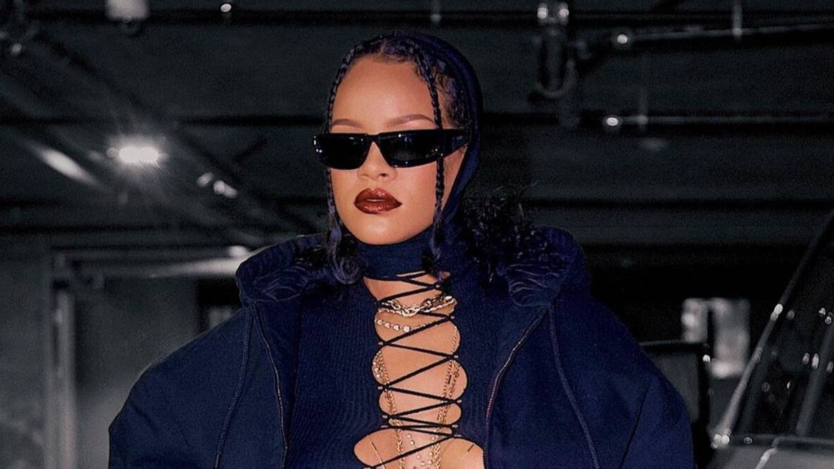 Maternity fashion,  fashion avenues, A$AP Rocky's Harlem photo shoot, golden body jewelry,  shimmery anklets, World