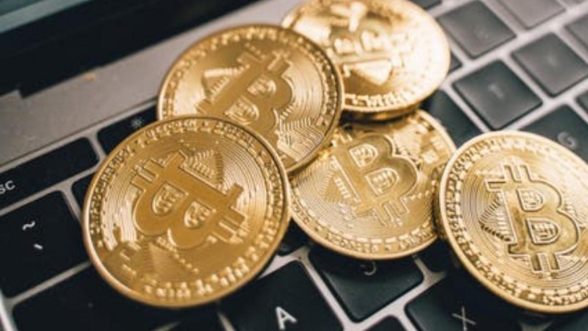 World , Bitcoin , Texans , mining , $4million