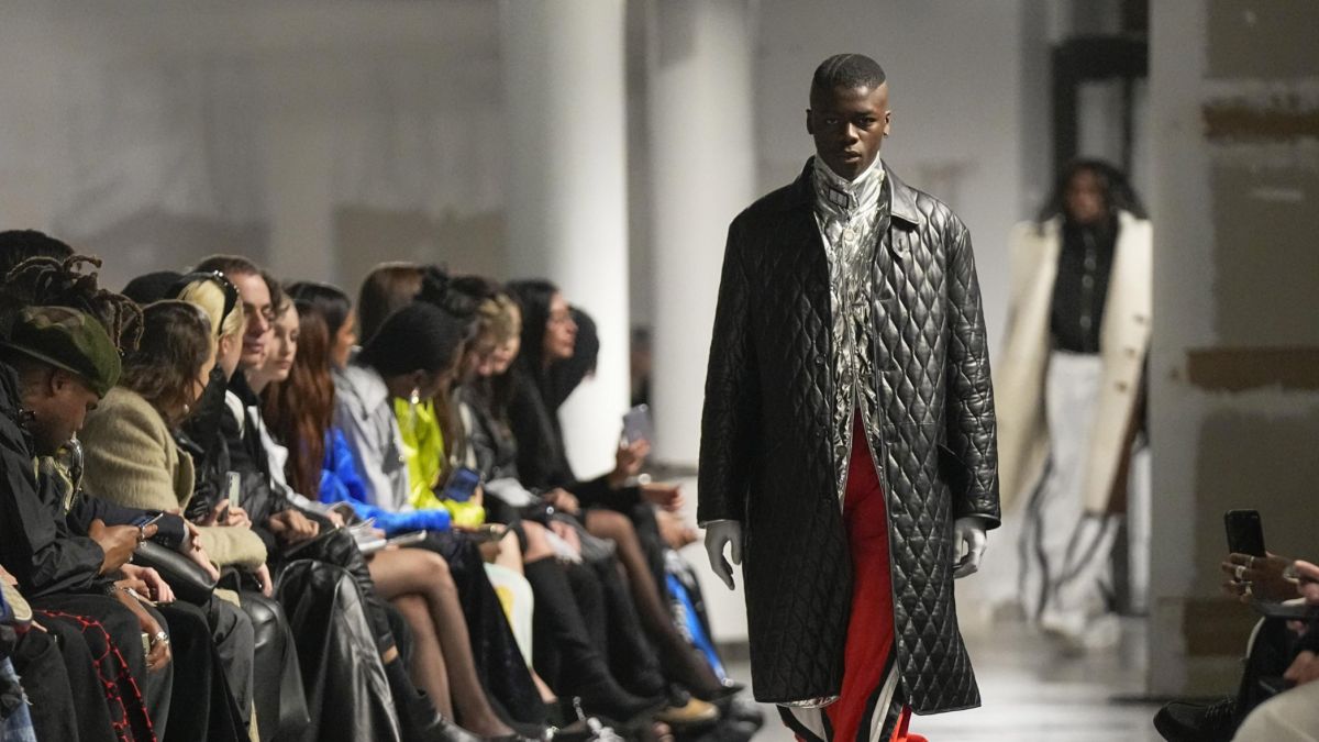 Paris Fashion, Anderson, Loewe Inspiration,  VTMNTS Presents Cool Coats, jacket , World