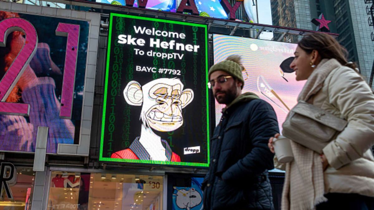 World , Business, NFT , 21000% , $17 billion