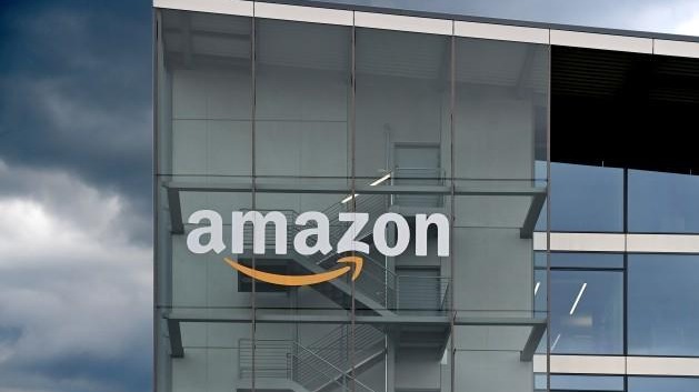 World , Tech , Amazon ', $10 billion , buyback