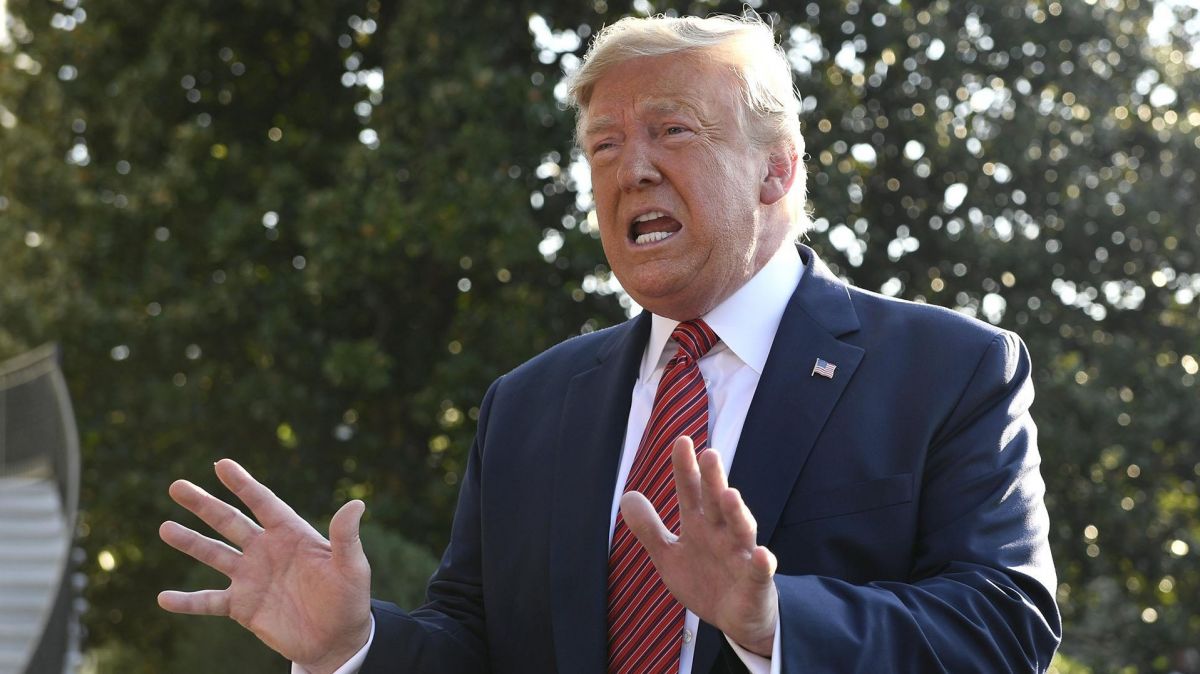 Donald Trump,  Ukraine,  President Petro Poroshenko,  Russia,  Marie Yovanovitch