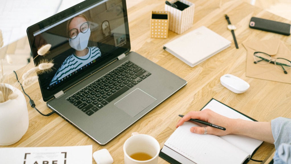 Technology , Technological Tools, Technology in Education , books,  audio,  images