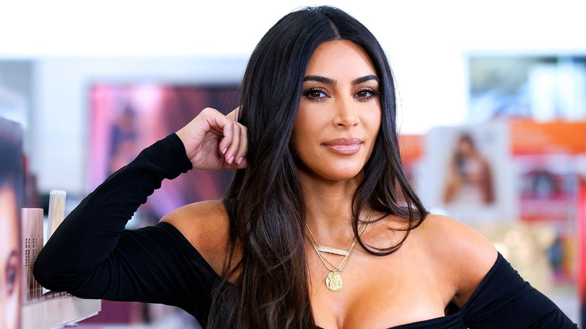 Kim Kardashian,  RD Whittington,  Maybach minivan,  United States,  Maybach trucks