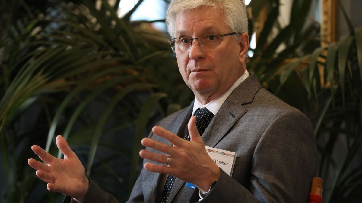 World , Business, Fed's Walker, possibility , interest rate