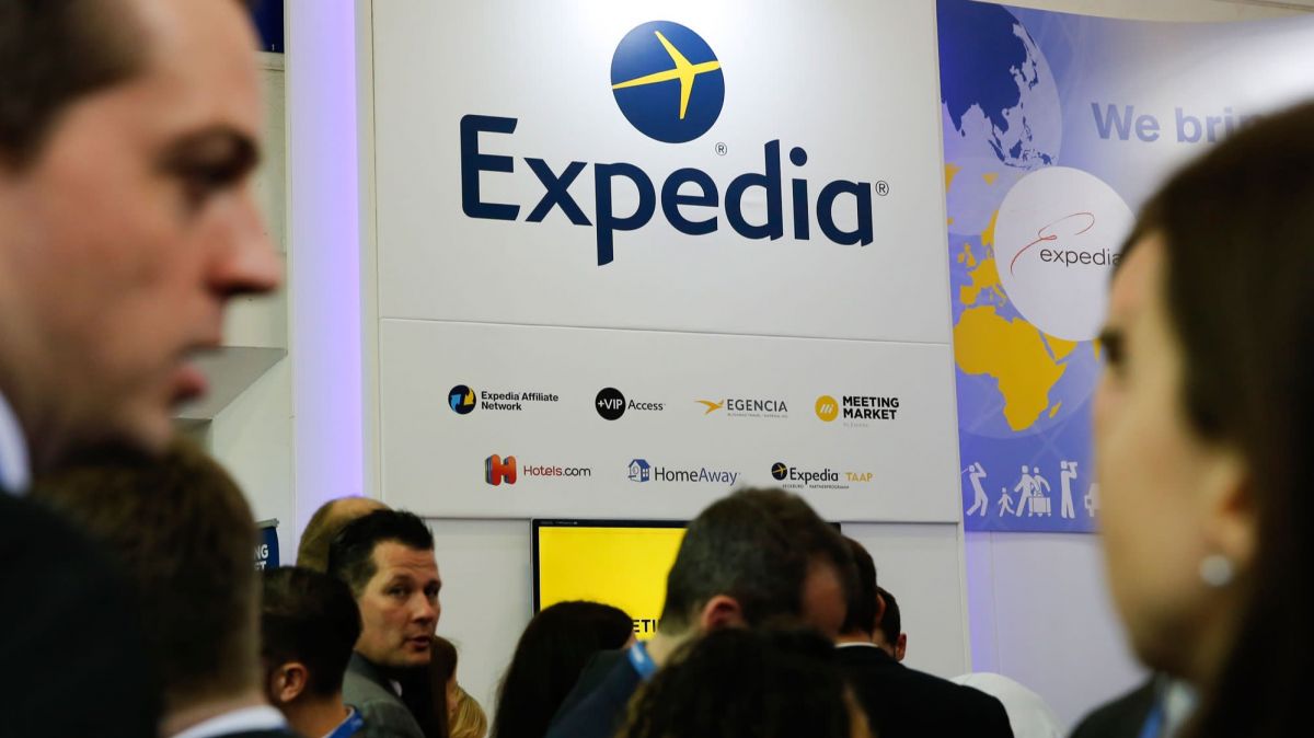 World , Tech , Expedia , shares , fall 13%
