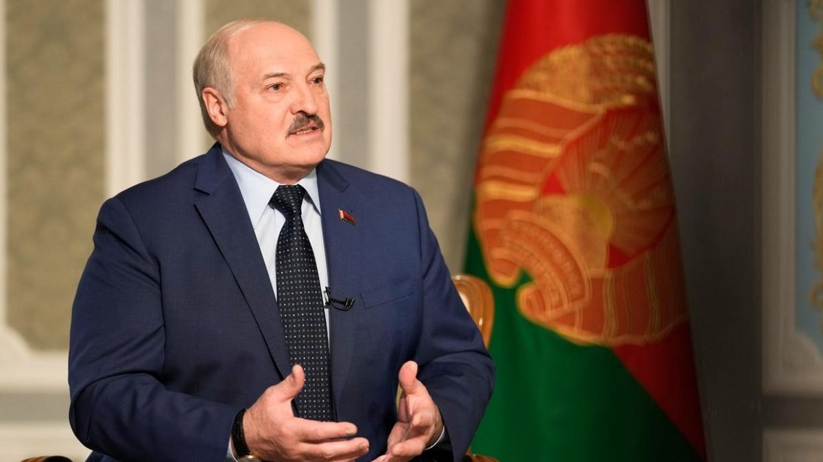 Russia,  Ukraine,  The Associated Press,  President Alexander Lukashenko,  Azovstal region