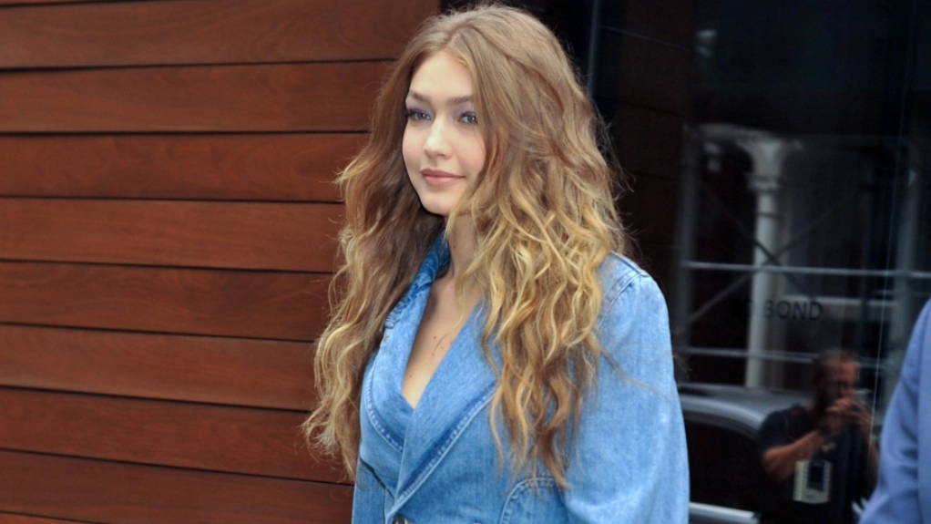 Gigi Hadid, Denim, fashion, world,  leggings, BlankNYC style