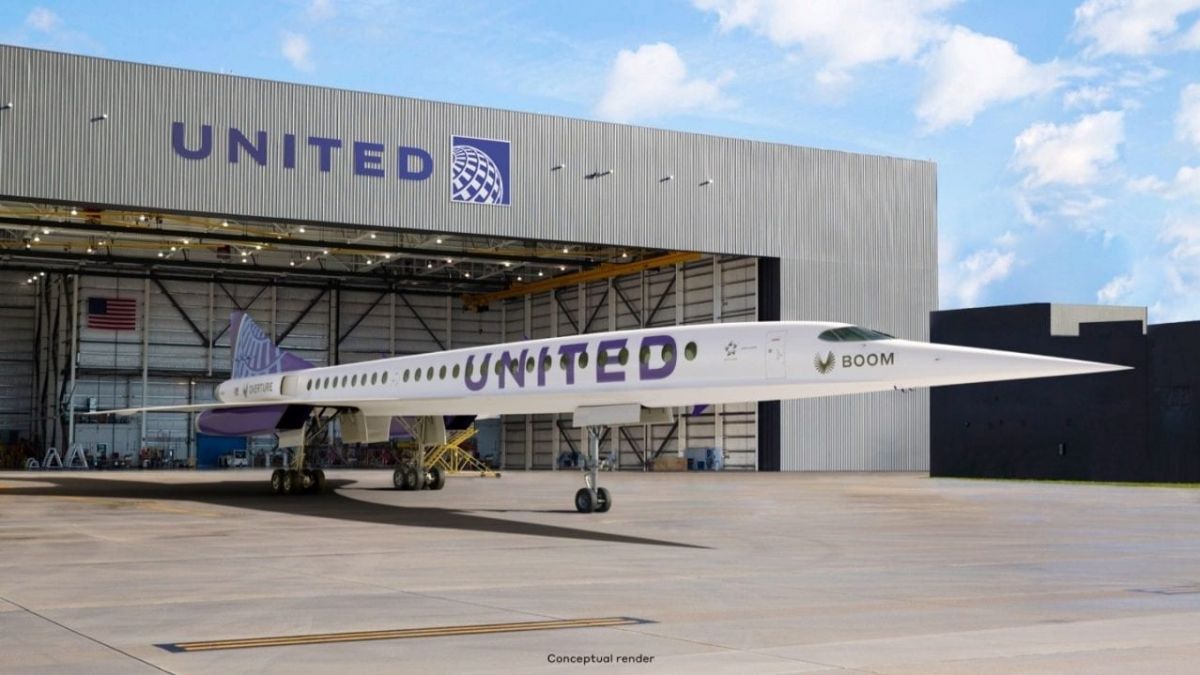 World , Business, United Airlines , $100million , expansion