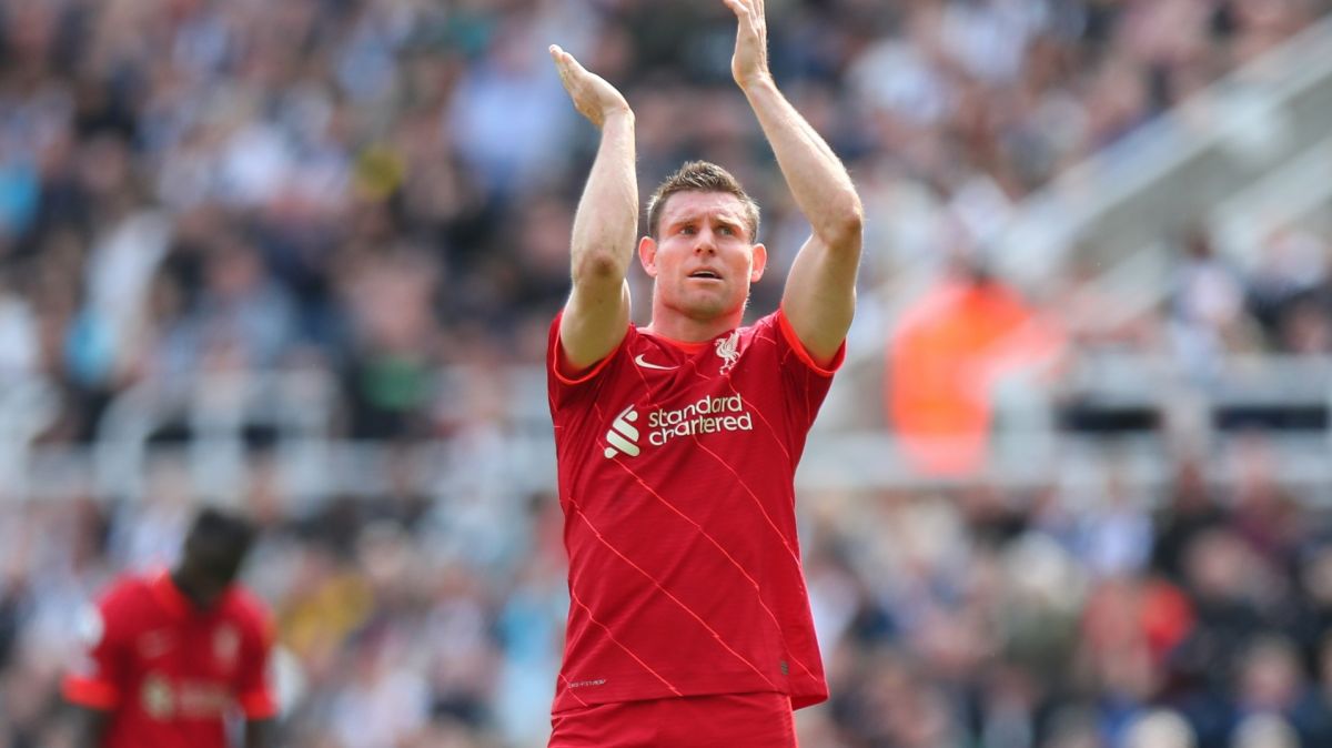 World , Football , James Milner , Liverpool , contract