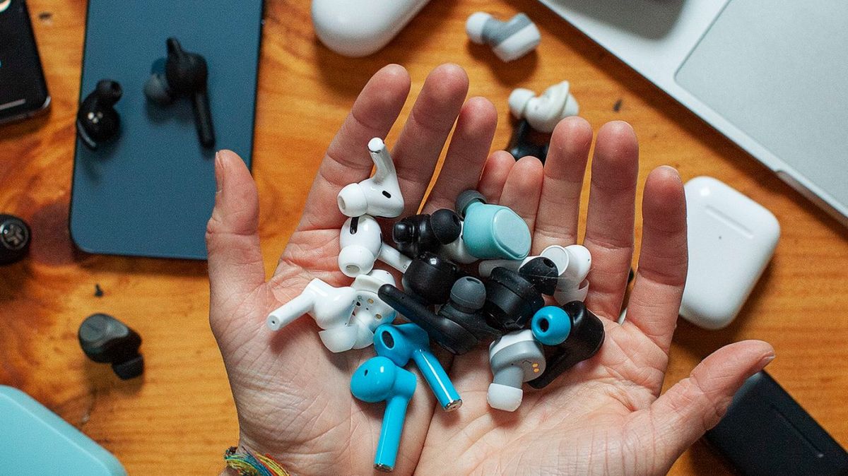 World , Tech ', best deals , buds , wireless