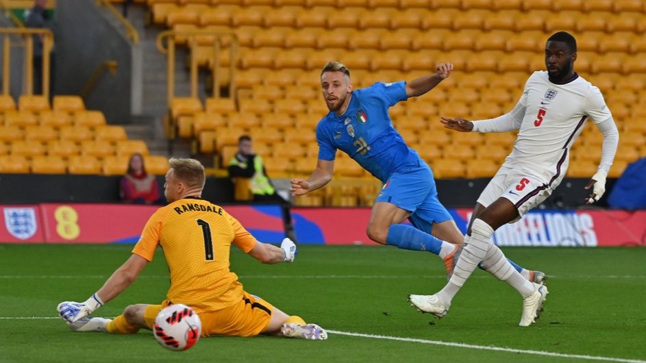 World , Football , Italy , England , 0-0