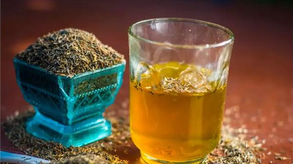 mint powder,  jeera,  rock salt,  amchoor powder, World