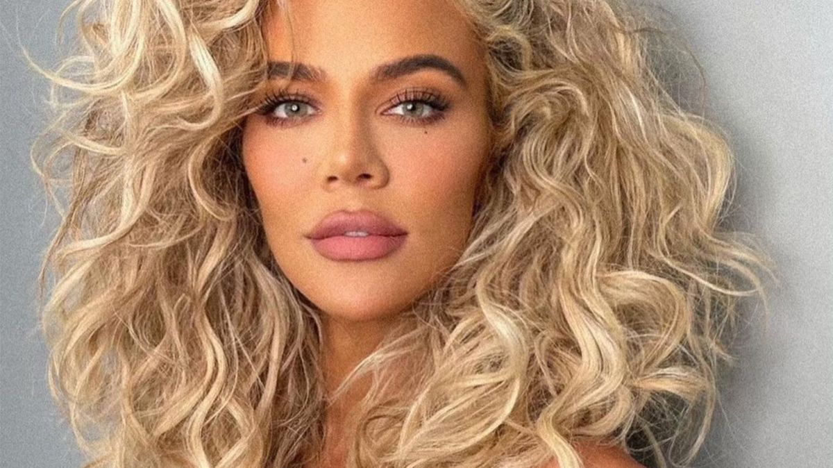 Khloe Kardashian , curl her hair, world, people, fashion